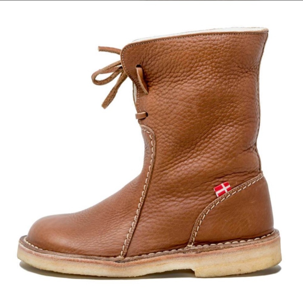 NWOB NWOT authentic Duckfeet USA